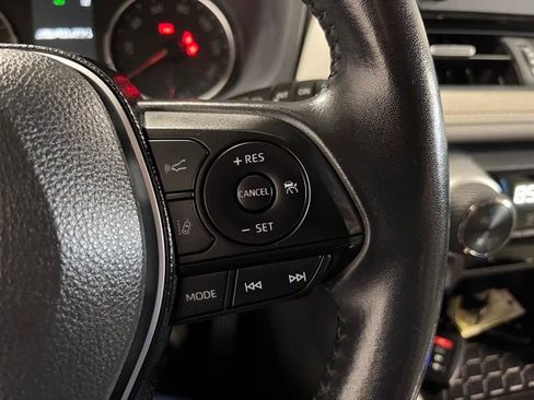 Used 2019 Toyota RAV4 XLE Premium w/ Carpet Mat Package image 26