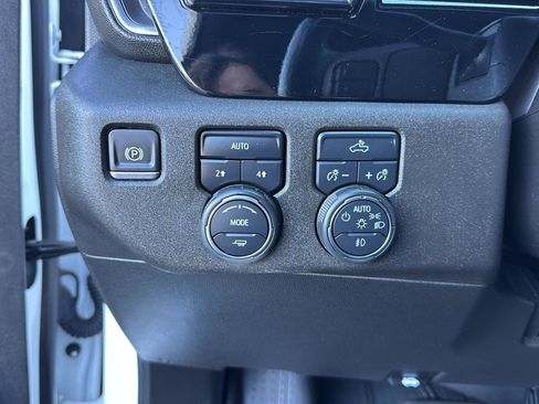 Used 2023 Chevrolet Silverado 1500 RST w/ Rally Edition image 21