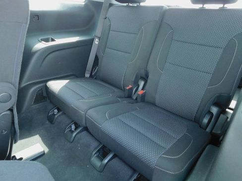 Used 2023 GMC Acadia SLE w/ Elevation Edition image 24