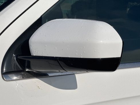 Used 2024 Ford Expedition XLT image 55