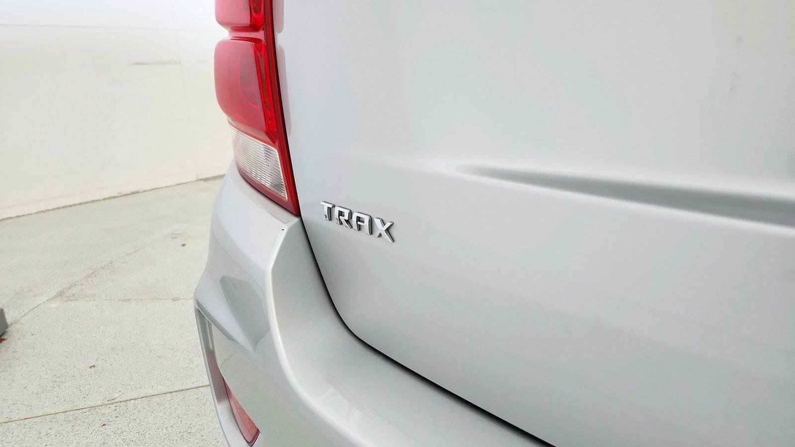 Used 2020 Chevrolet Trax LT w/ LT Convenience Package FWD image 50