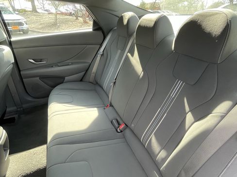 Used 2024 Hyundai Elantra SEL image 23