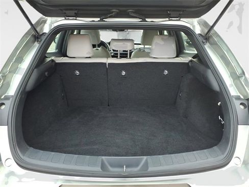 Used 2019 Lexus UX 200 image 18