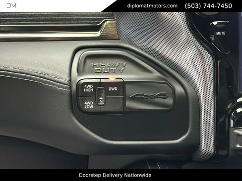 Used 2020 RAM 3500 Limited image 27