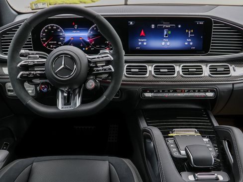 Used 2025 Mercedes-Benz GLE 53 AMG 4MATIC image 7