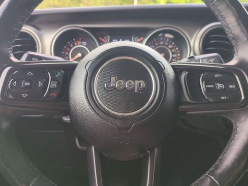 Certified 2018 Jeep Wrangler Unlimited Sport S AWD/4WD image 22