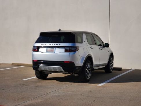 Used 2026 Land Rover Discovery Sport Landmark AWD/4WD image 4