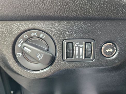 Used 2021 Dodge Challenger R/T Scat Pack RWD image 25