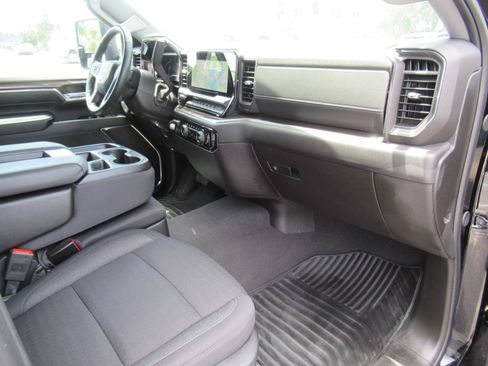 Used 2024 Chevrolet Silverado 2500 LT w/ Convenience Package AWD/4WD image 13