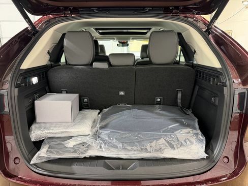 New 2026 MAZDA CX-90 Plug-In Hybrid w/Premium Sport AWD/4WD image 38