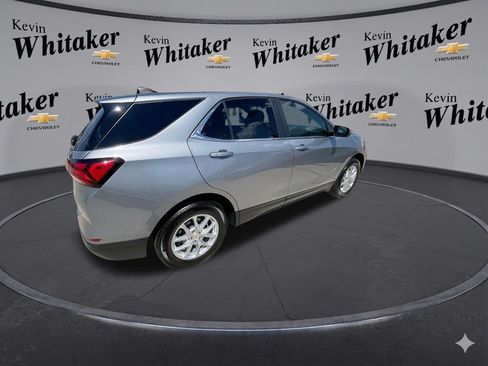 Used 2024 Chevrolet Equinox LT FWD image 9