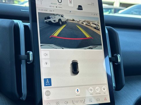 New 2026 Volvo EX30 Plus w/ Climate Package image 19