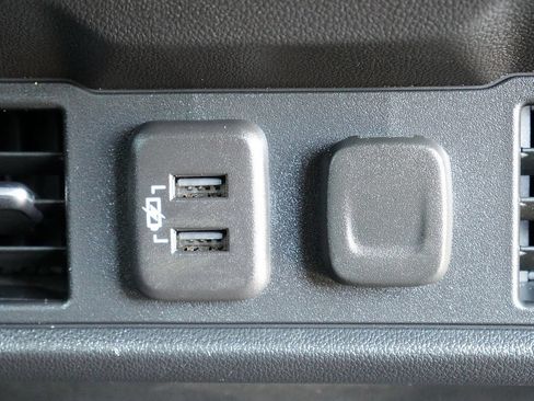 Used 2022 Chevrolet Silverado 3500 LTZ AWD/4WD image 56