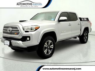 Used 2016 Toyota Tacoma TRD Sport w/ Towing Package AWD/4WD video 1