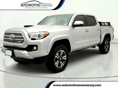 Used 2016 Toyota Tacoma TRD Sport w/ Towing Package