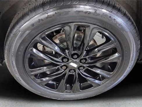 Used 2022 Cadillac XT6 Luxury image 22