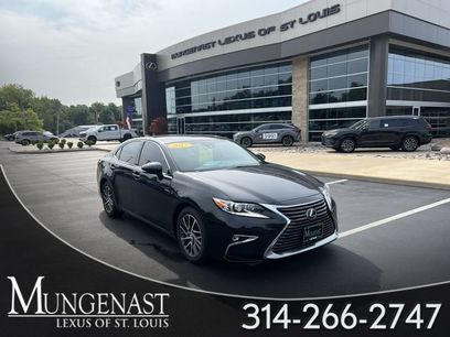 Used 2017 Lexus ES 350 w/ Luxury Package