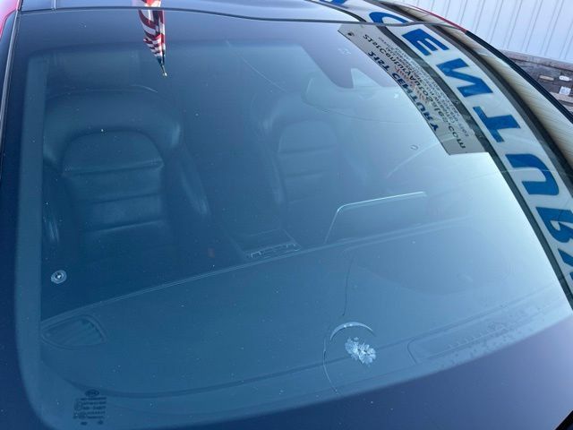 Used 2018 Kia Stinger GT2 AWD/4WD image 2