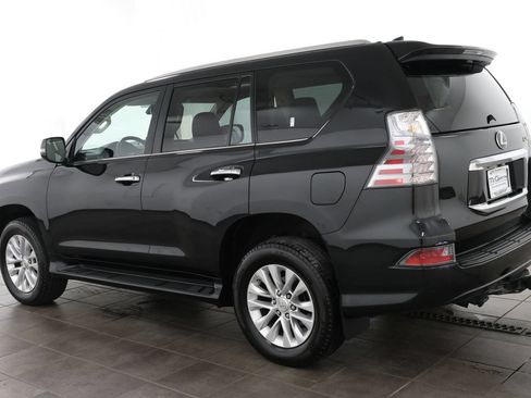 Used 2023 Lexus GX 460 Premium w/ Premium Package AWD/4WD image 3