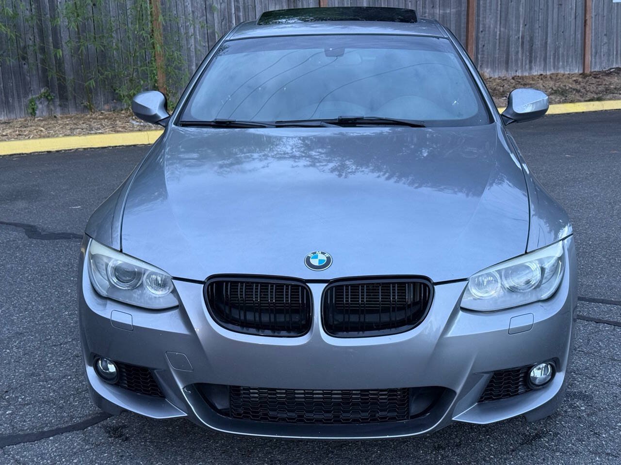 Used 2012 BMW 335i Coupe w/ M Sport Pkg RWD image 3
