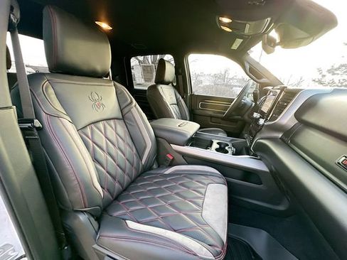 Used 2025 RAM 2500 Big Horn image 28