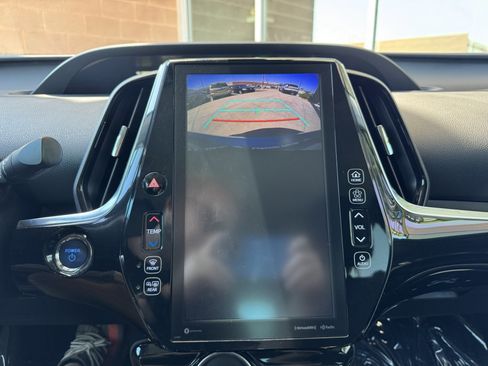 Used 2020 Toyota Prius Prime XLE image 21