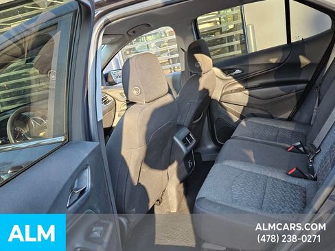 Used 2023 Chevrolet Equinox LT w/ LPO, Floor Liner Package image 15