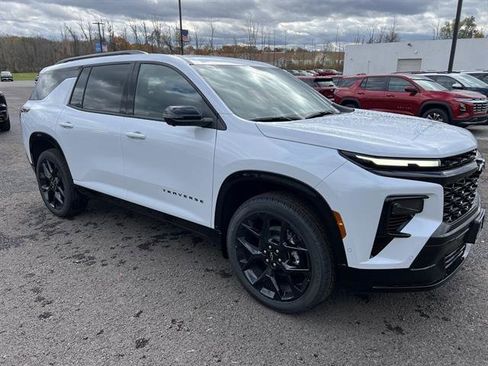 New 2026 Chevrolet Traverse RS w/ LPO, Floor Liner Package image 8