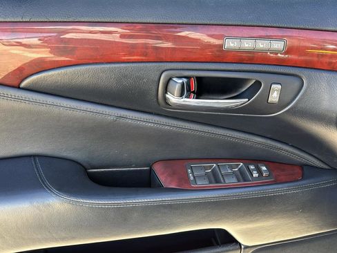 Used 2007 Lexus LS 460 L image 7