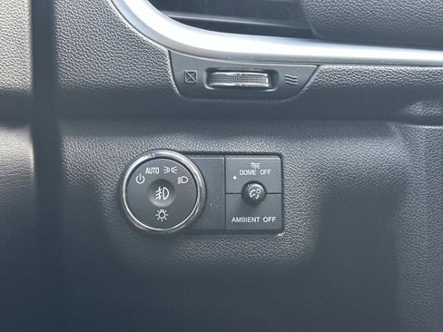 Certified 2017 Chevrolet Traverse LT w/ LPO, 'HIT The Road' Package image 27