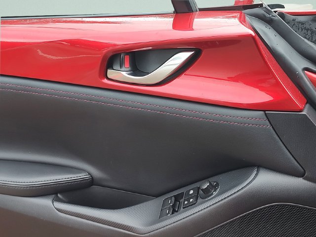 Used 2016 MAZDA MX-5 Miata Grand Touring RWD image 24
