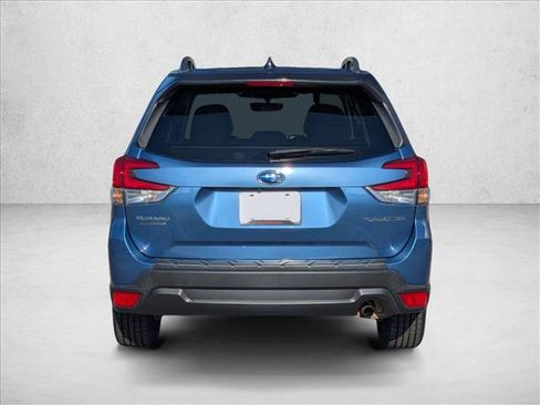 Used 2024 Subaru Forester Premium AWD/4WD image 7