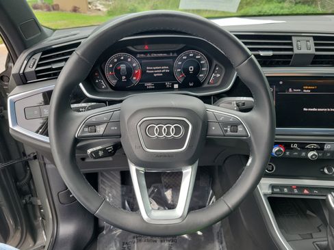 Certified 2023 Audi Q3 2.0T Premium Plus w/ Premium Plus Package image 32