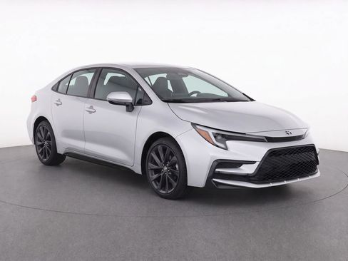 Used 2023 Toyota Corolla LE FWD image 2