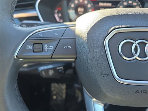 Used 2025 Audi Q3 2.0T Premium w/ Convenience Package image 20