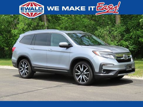 Used 2019 Honda Pilot Touring image 1