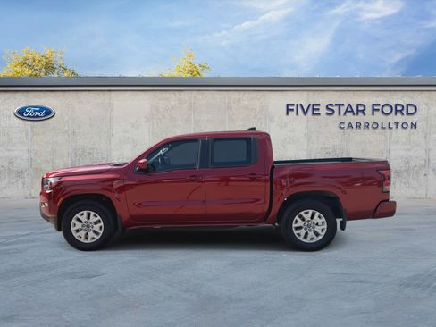 Used 2024 Nissan Frontier SV w/ SV Convenience Package RWD image 5