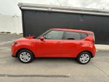 Used 2023 Kia Soul LX image 6