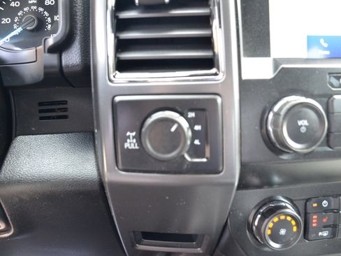 Used 2019 Ford F150 XLT w/ Equipment Group 302A Luxury image 16