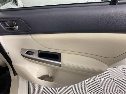 Used 2015 Subaru Crosstrek 2.0i Premium w/ Moonroof Package image 26