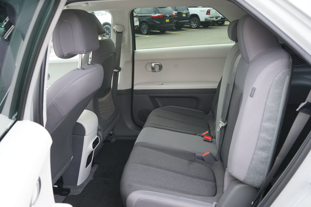 Certified 2024 Hyundai Ioniq 5 SE AWD/4WD image 19