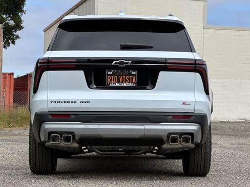 New 2026 Chevrolet Traverse Z71 w/ Driver Confidence Package AWD/4WD image 5