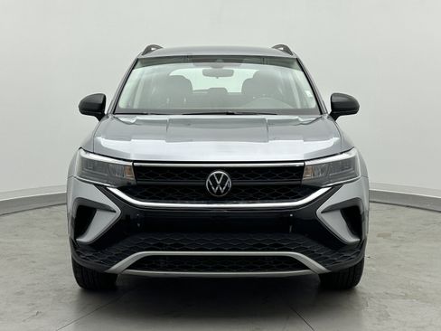 Used 2024 Volkswagen Taos S image 2