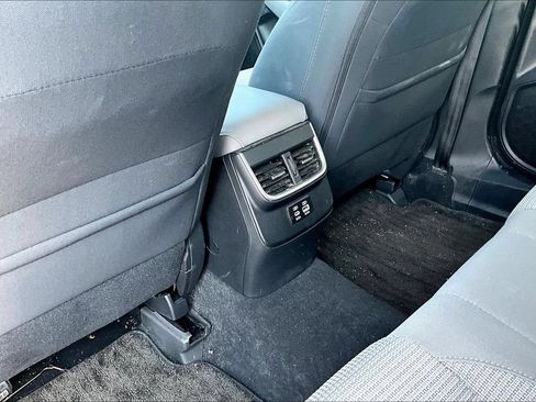 Used 2024 Subaru Outback Premium AWD/4WD image 10