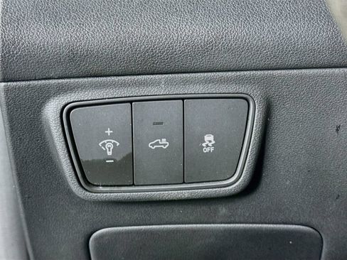 Certified 2024 Hyundai Santa Cruz SE FWD image 10