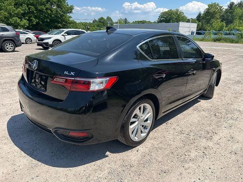 Used 2018 Acura ILX FWD image 4