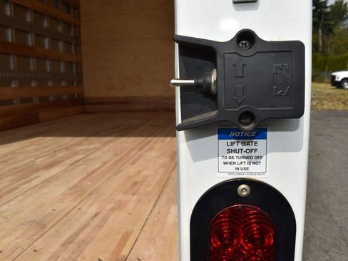 New 2024 Isuzu NPR image 20