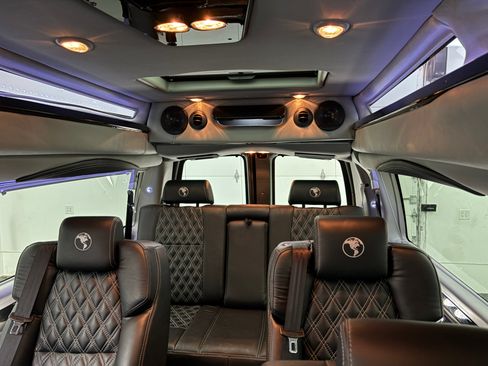 Used 2025 GMC Savana 2500 Extended w/ Driver Convenience Package RWD image 45