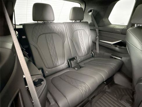 Used 2025 BMW X7 M60i w/ Executive Package AWD/4WD image 47