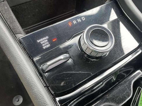 Used 2021 Jeep Grand Cherokee L Limited AWD/4WD image 37